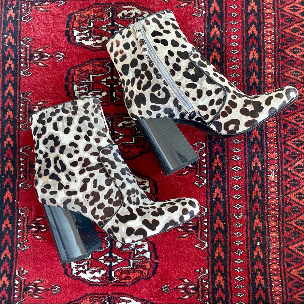 N I N E  W E S T : : Jilene Bootie Size 7.5